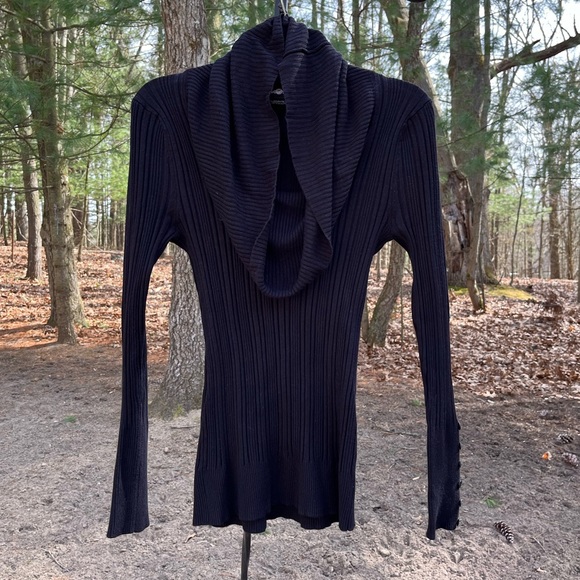 Y2K Off-The-Shoulder Sweater - Picture 3 of 14